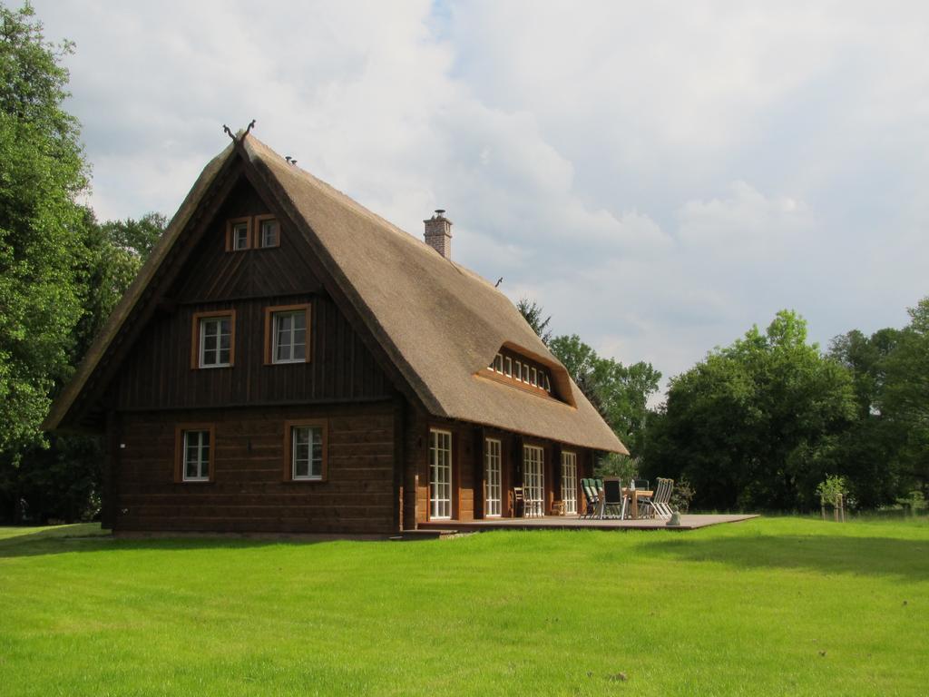 Exklusives Holzhaus Villa Burg  Room photo